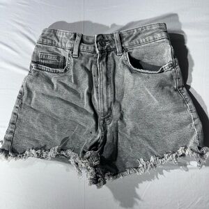 H&M Light Gray Frayed Hem High-Rise Denim Shorts